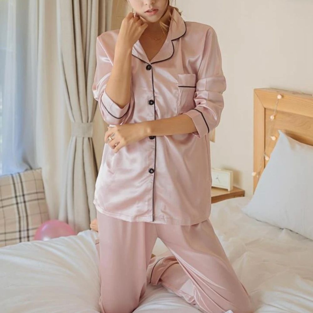 Women's Long Sleeve Satin Pyjamas: image 5